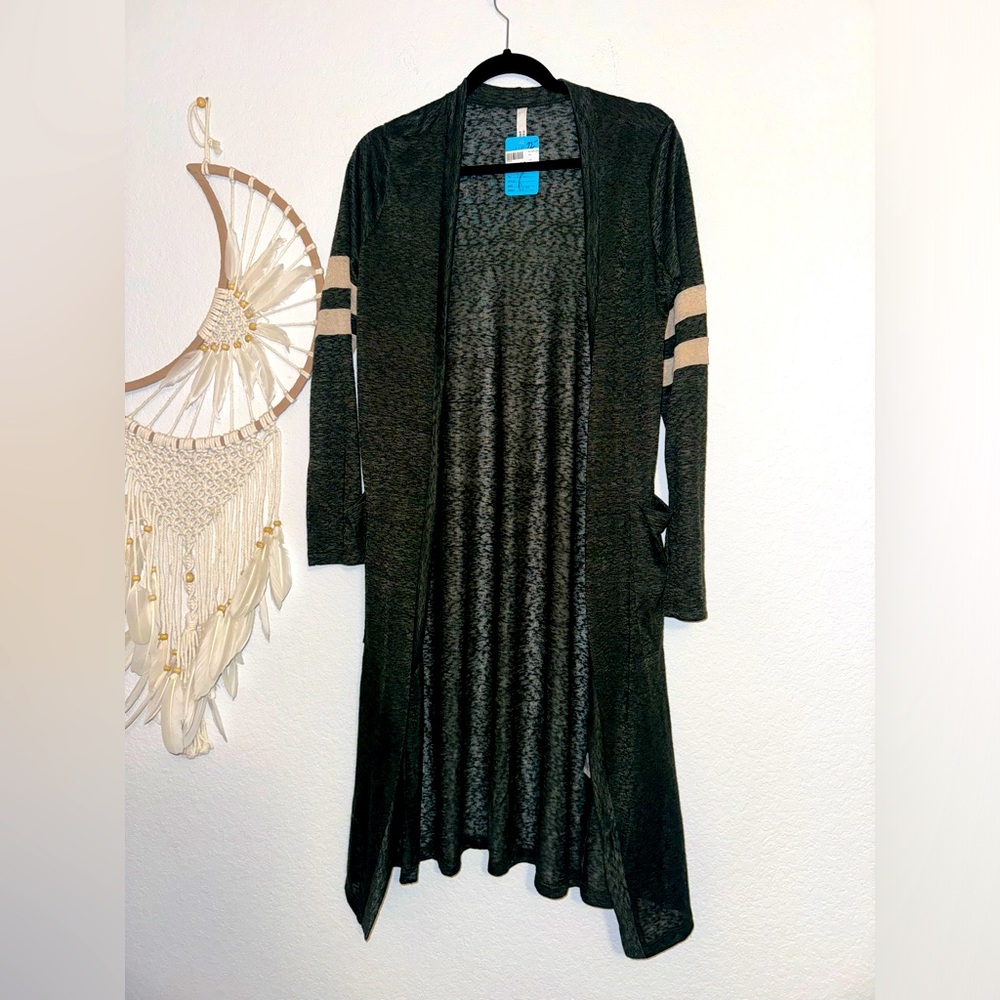 Green native people cardigan size small